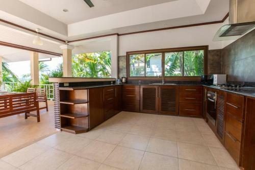 Family 3 Bedrooms Villa With Sea View