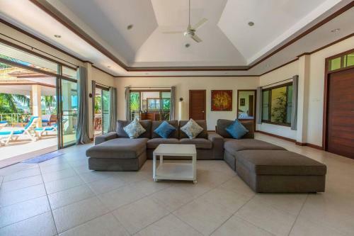Family 3 Bedrooms Villa With Sea View