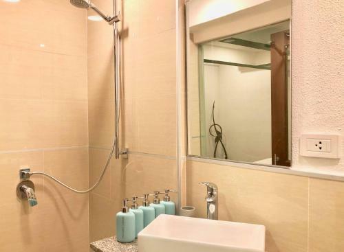 Fabulous Dasiri Townhouse With 5 Bedrooms