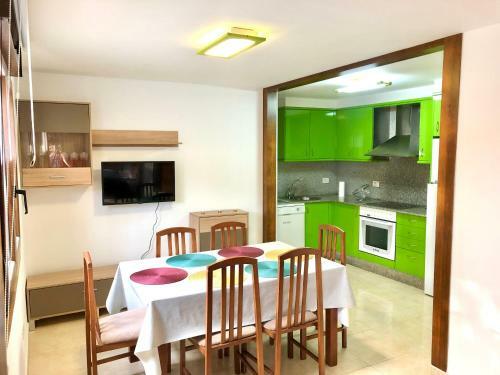 Apartamento Long�n, Completo Alojamiento Cerca De La Playa