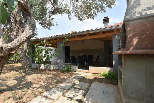 House Lovre In Murter
