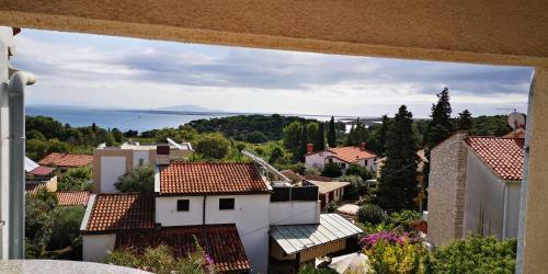 Stunning View 1-bed Apartment In Premantura