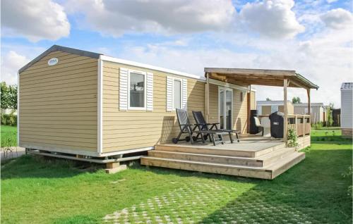 Awesome Home In In De Bongerd With 3 Bedrooms