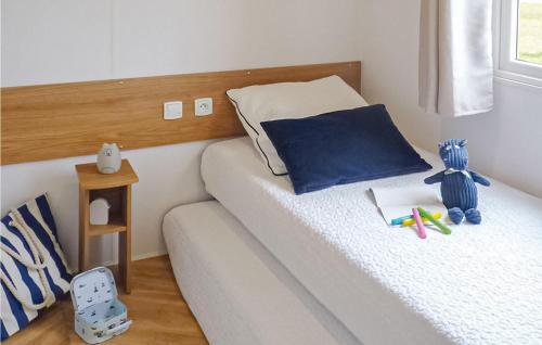 Awesome Home In In De Bongerd With 3 Bedrooms