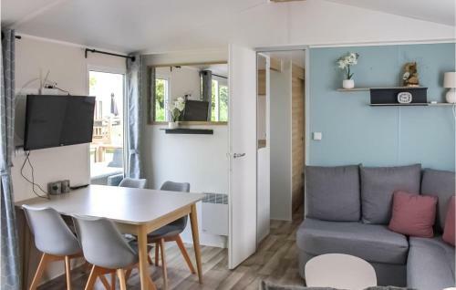 Beautiful Home In In De Bongerd With 3 Bedrooms