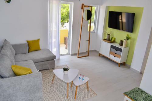 Lambisea Apartment 2
