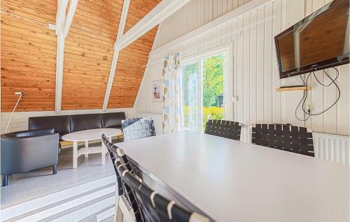 Awesome Home In Landskrona With 3 Bedrooms