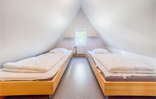 Awesome Home In Landskrona With 3 Bedrooms