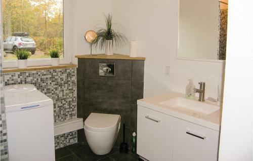 One-bedroom Holiday Home In Lidhult