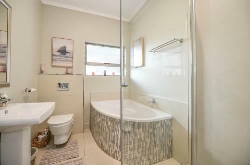 21 Flamingo House