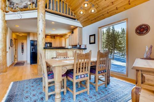 Perfect Luxury Getaway In The Mountains - Halcyon
