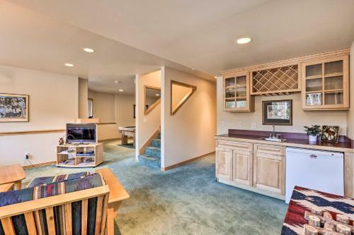 Frisco Townhome With Backyard On Ten Mile Creek