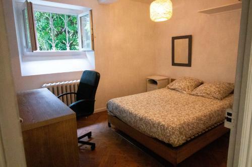 Apartamento Agr�able T4 � Aguil�ra Avec Parking