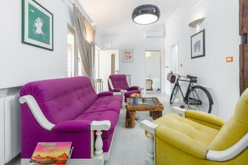 Charming Apartment Alba Premium