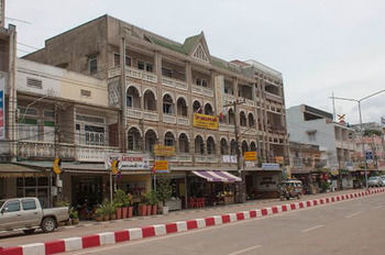 Lankham Hotel
