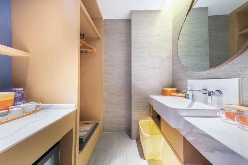 Atour Hotel Qingdao Cbd Hangzhou Road