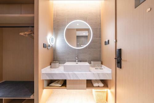 Atour Hotel Lingang New Town