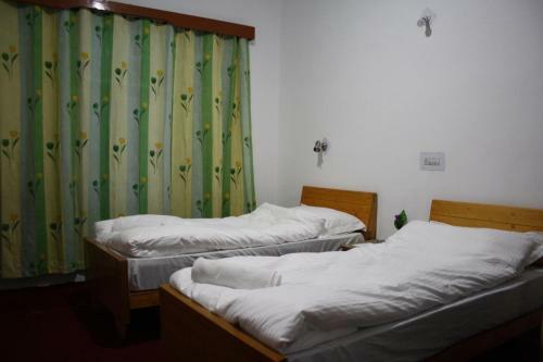 Hotel Khan Manzil