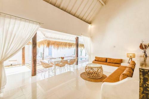 Villa Lahale Luxurious Boho Vibe Canggu Beach Bali