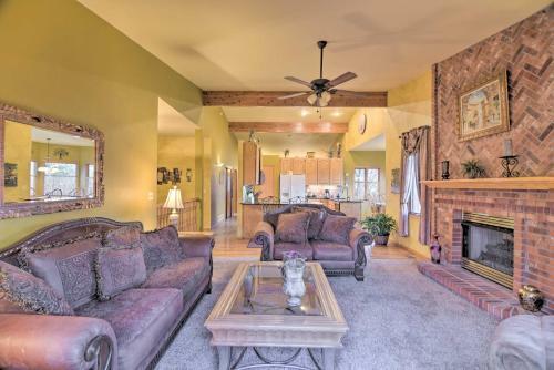 Charming Home With Yard About 12 Mi To Fort Collins