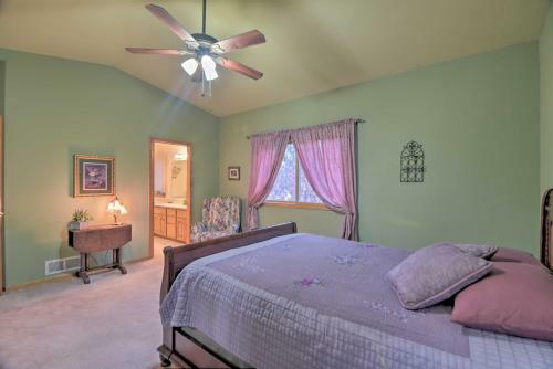 Charming Home With Yard About 12 Mi To Fort Collins
