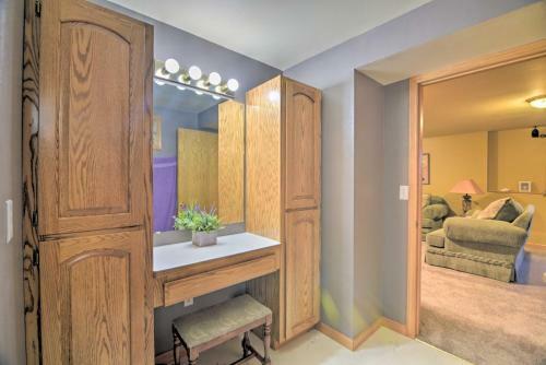 Charming Home With Yard About 12 Mi To Fort Collins