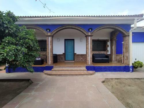 Casa Con Piscina - Las Yucas
