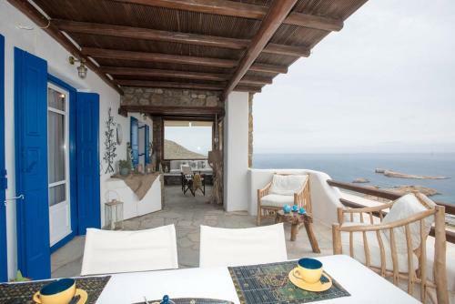 Ocean Breeze Terrace Of Mykonos!