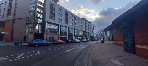 Stunning Modern Coventry City Centre Apartment