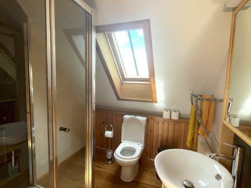 Pass The Keys Beautiful 2br House With Outstanding Views