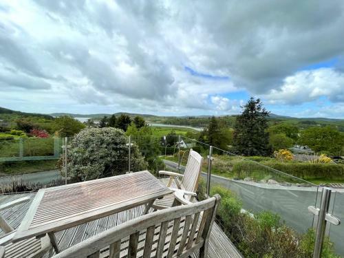 Pass The Keys Beautiful 2br House With Outstanding Views