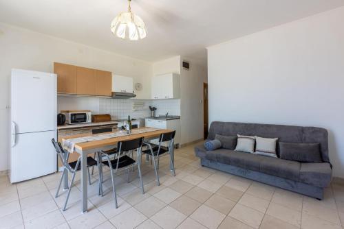 Apartments Marinko