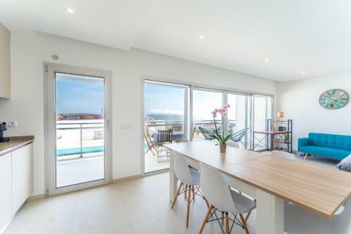 T2 Elia Apartment