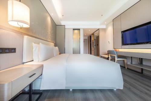 Atour X Hotel Wuhan Hanxiyi Road