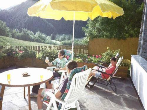 Hostal Ferienwohnungen P�tscher