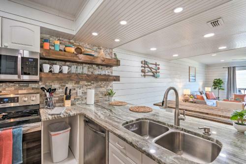Apartamento Chic Fort Walton Condo About 2 Blocks To Beach!