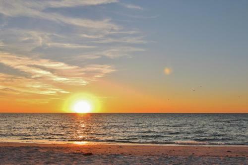 Intercoastal Condo 203
