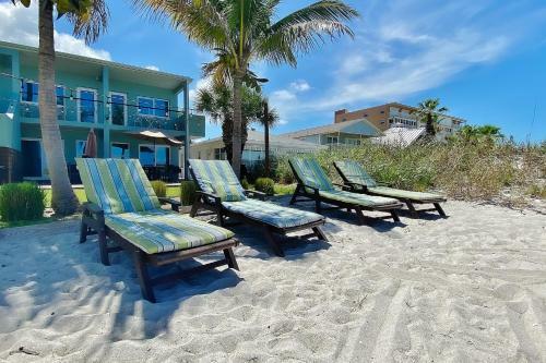 Bungalow Beach Place 1