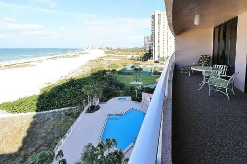 Crescent Beach Club II 6f
