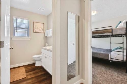 Gorgeous 3 Bedroom Private Custom Home In Central Meridian