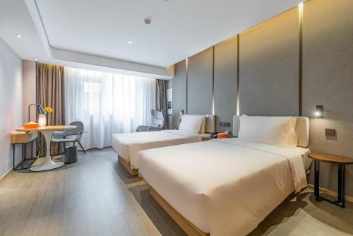 Atour Hotel Xian Hujia Temple