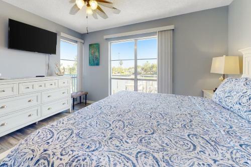 Madeira Beach Yacht Club 329h