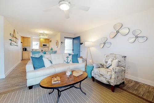 Madeira Beach Yacht Club 329b
