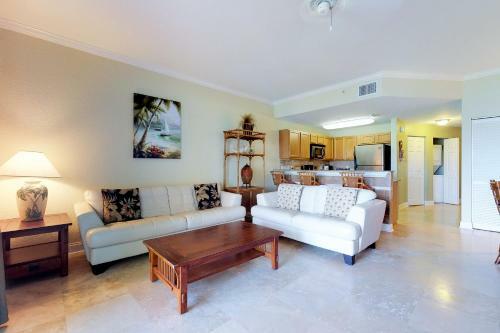 Palms Of Treasure Island 208