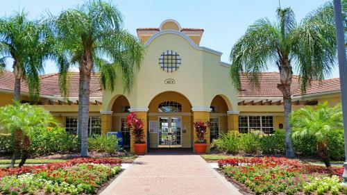 Updated Vista Cay Townhome, 10 Min From Universal