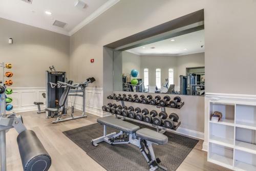 Apartamento Beautiful Lakeview Condo Wprivate Balcony
