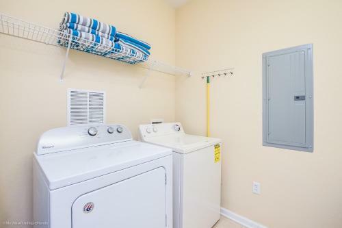 Apartamento Beautiful Lakeview Condo Wprivate Balcony