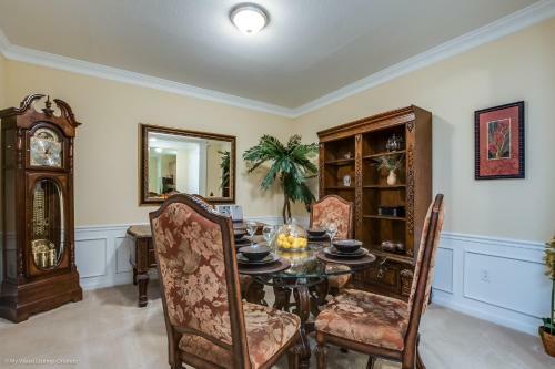 Apartamento Beautiful Lakeview Condo Wprivate Balcony