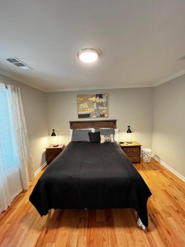 Atlanta Unit 2 Weekend Getaway Private Bedroom 2 With Private Bathroom