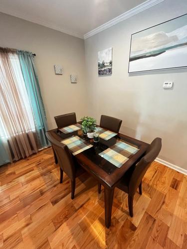 Atlanta Unit 2 Weekend Getaway Private Bedroom 2 With Private Bathroom